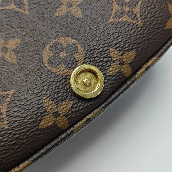 SAUMUR BB Monogram Coated Canvas Brown