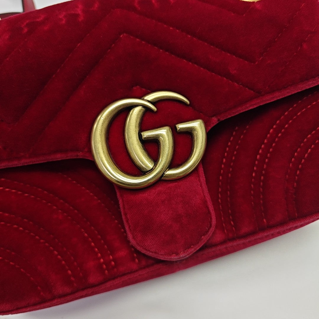 GG Marmont Small Quilted Velvet Red