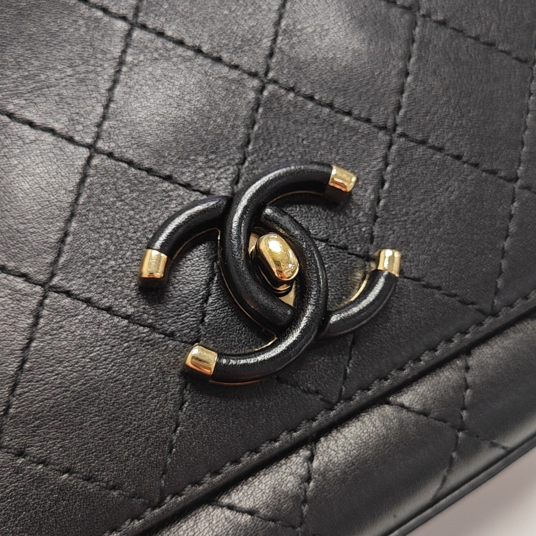 Quilted Calfskin Shoulder Bag Black