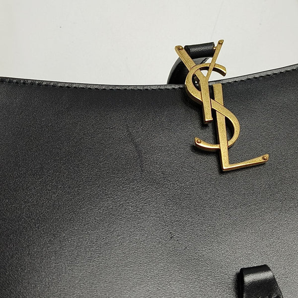 LE 5 À 7 Small Calfskin Black