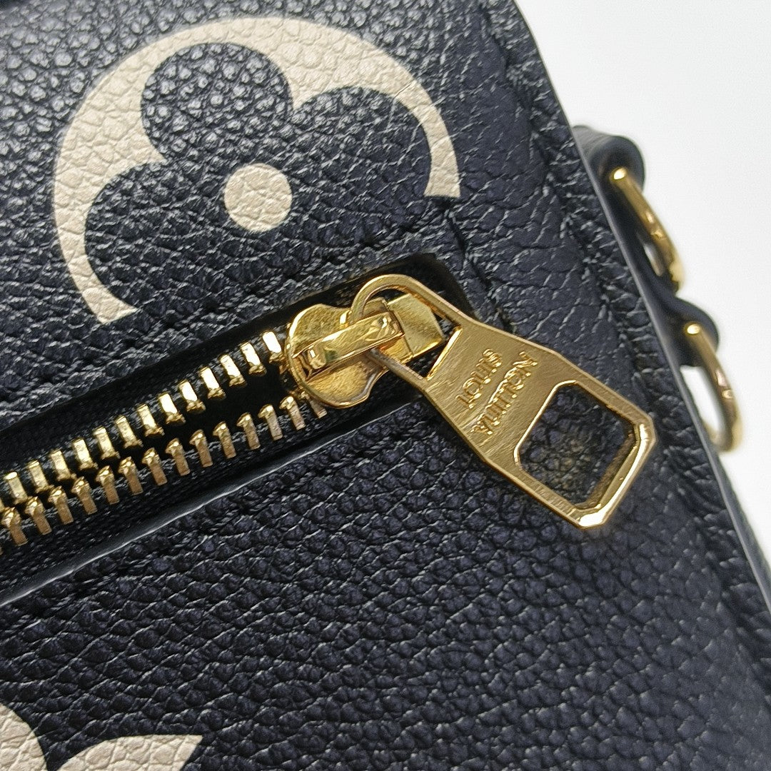 MÉTIS EAST WEST Monogram Calfskin Black