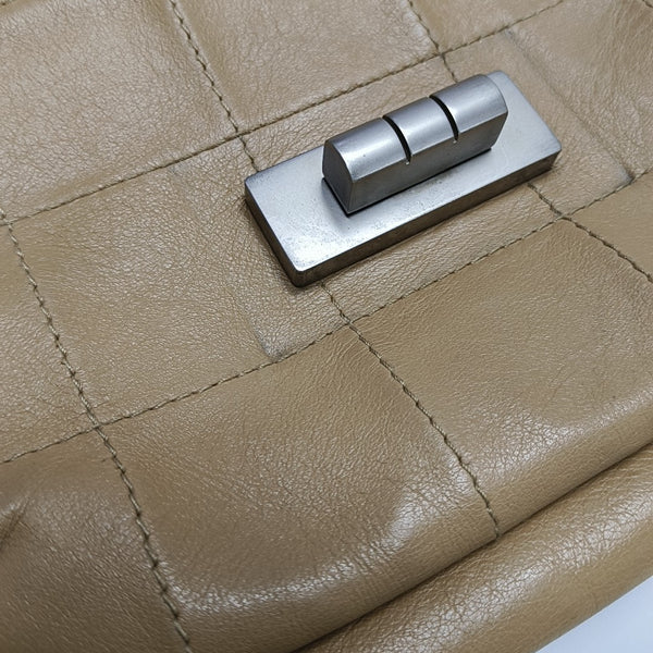 2.55 227 Calfskin Beige