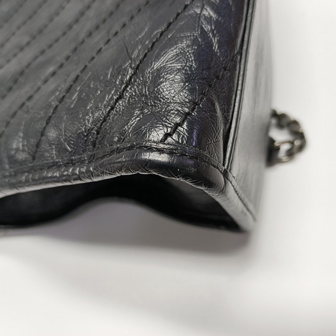 NIKI Medium Chevron Calfskin Black