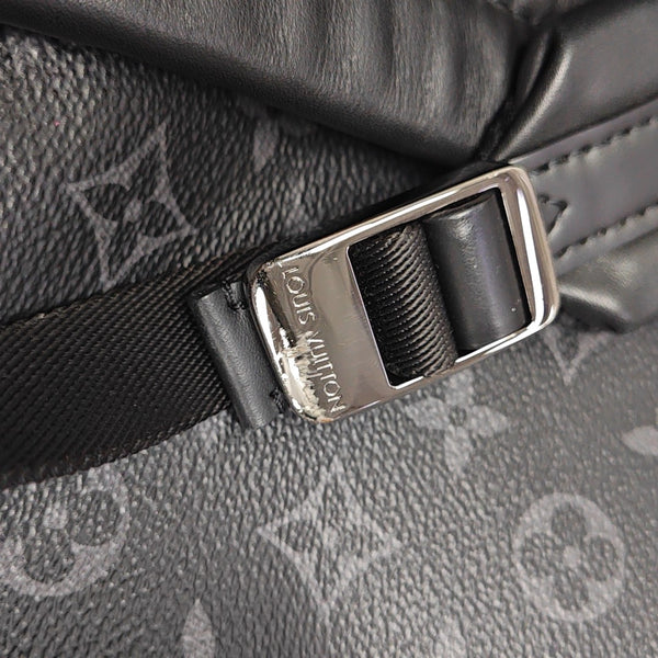 DISCOVERY PM Monogram Coated Canvas Black
