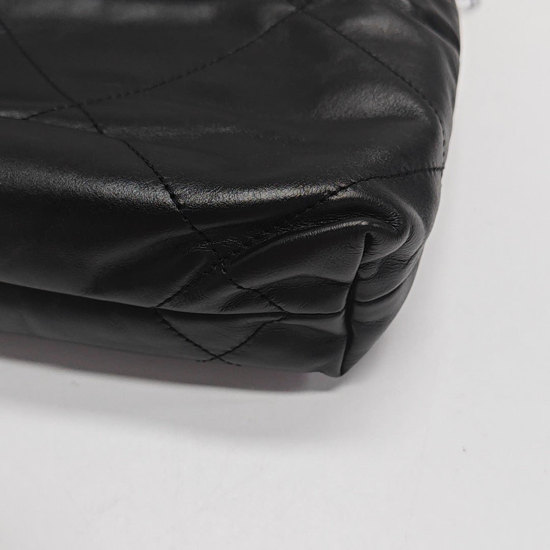 CHANEL 22 Mini Quilted Calfskin Black