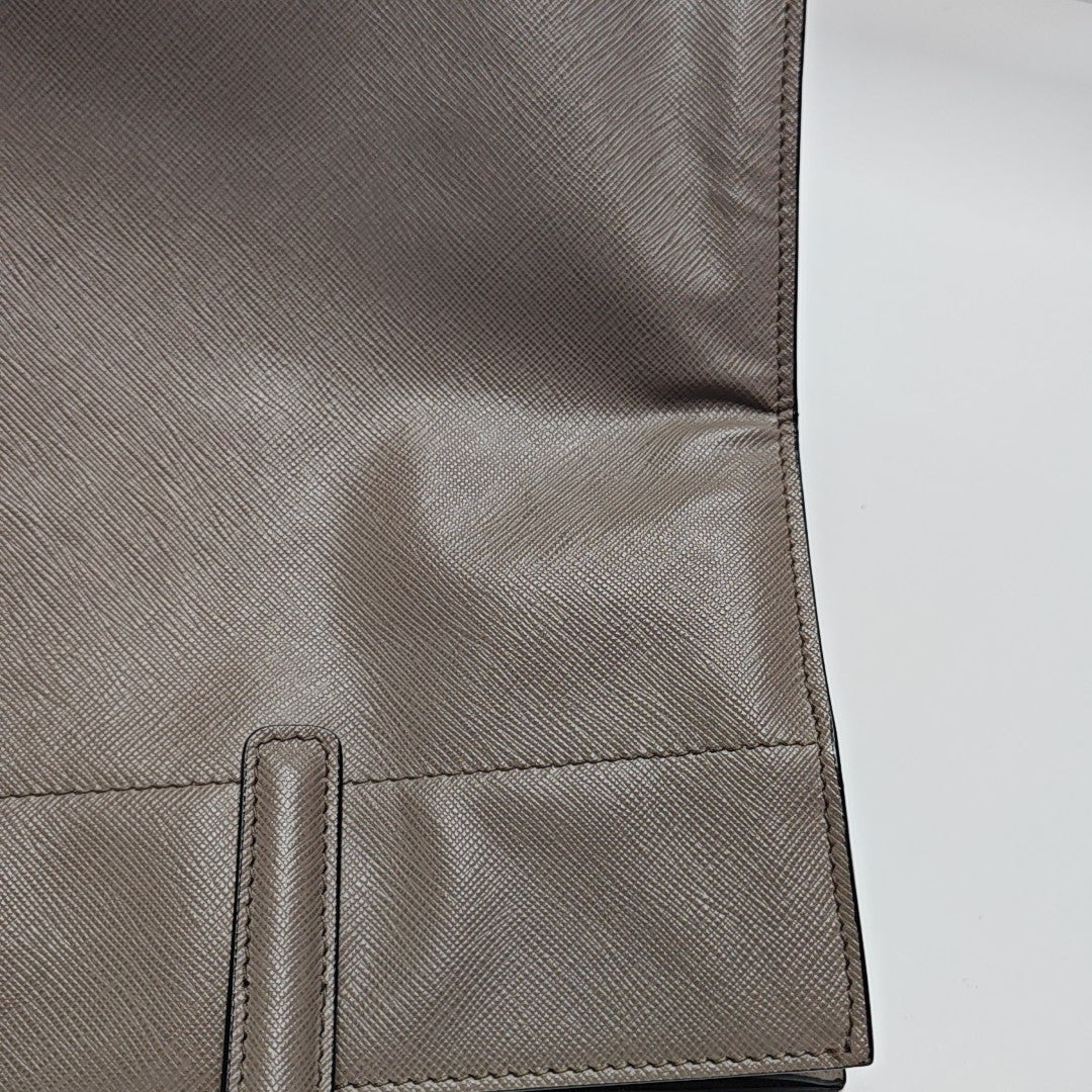 Esplanade Saffiano Calfskin Gray