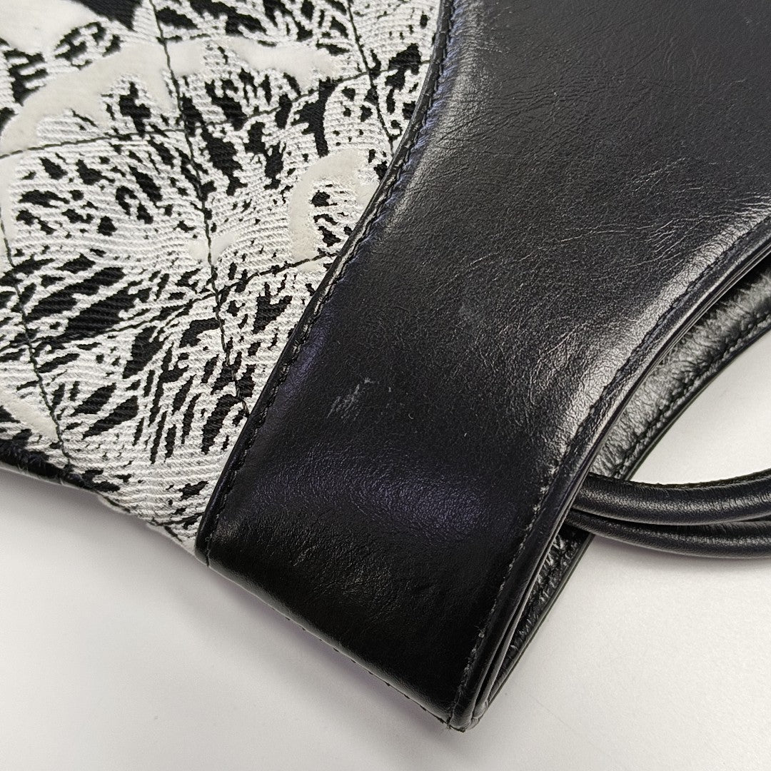 CHANEL 31 Quilted Canvas Black