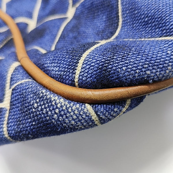 Canvas Blue