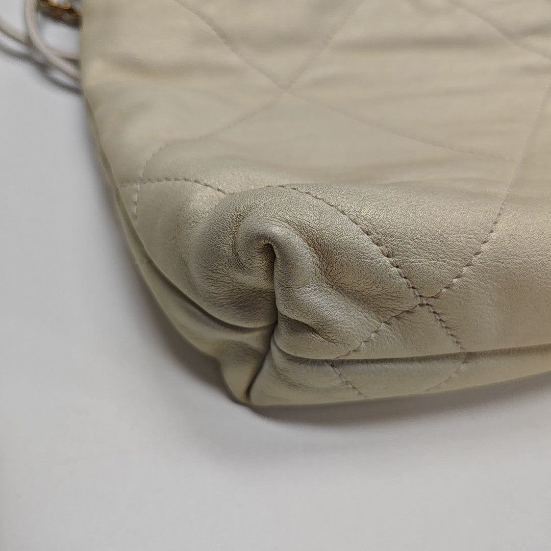 CHANEL 22 Mini Quilted Calfskin Beige