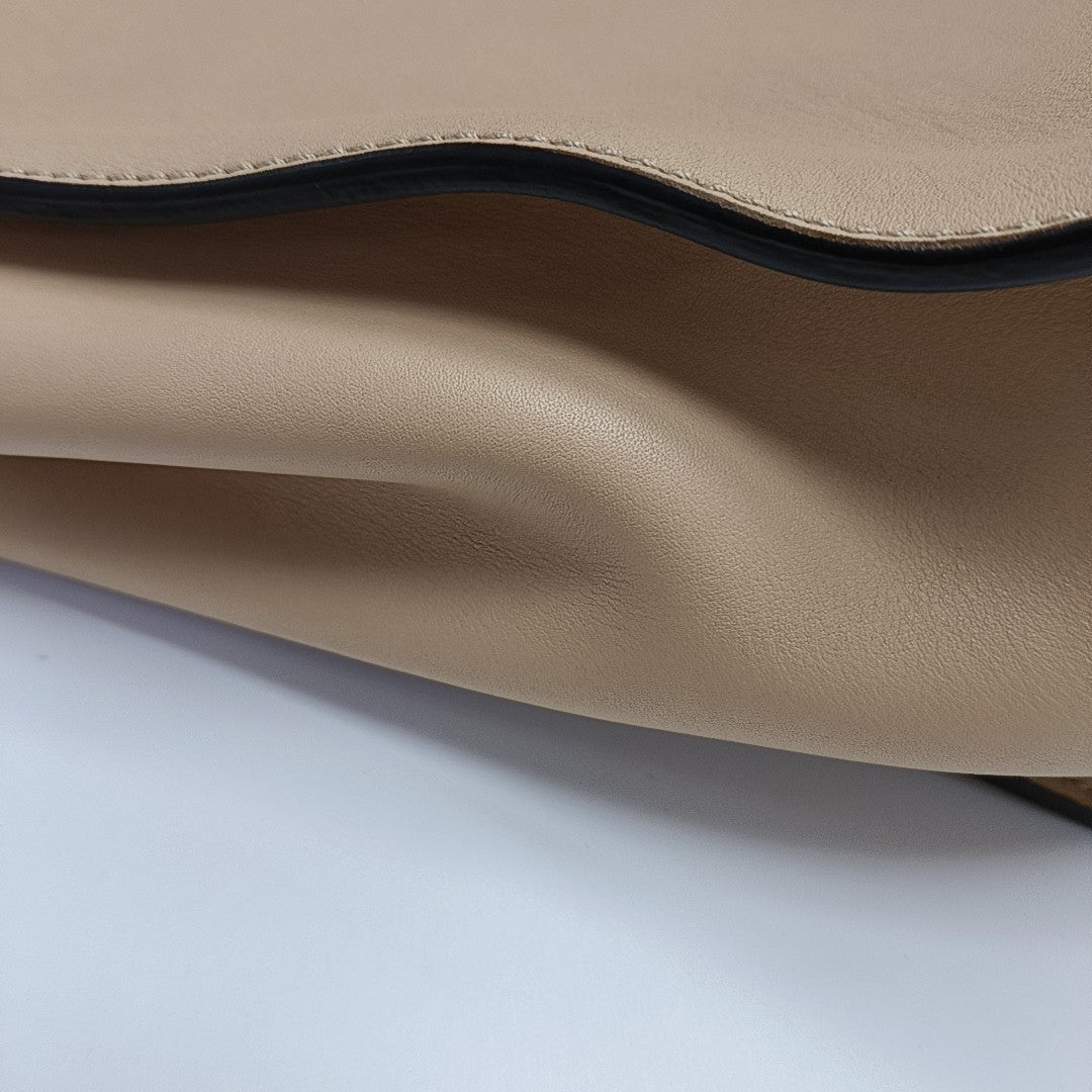 Peekaboo Medium Calfskin Beige
