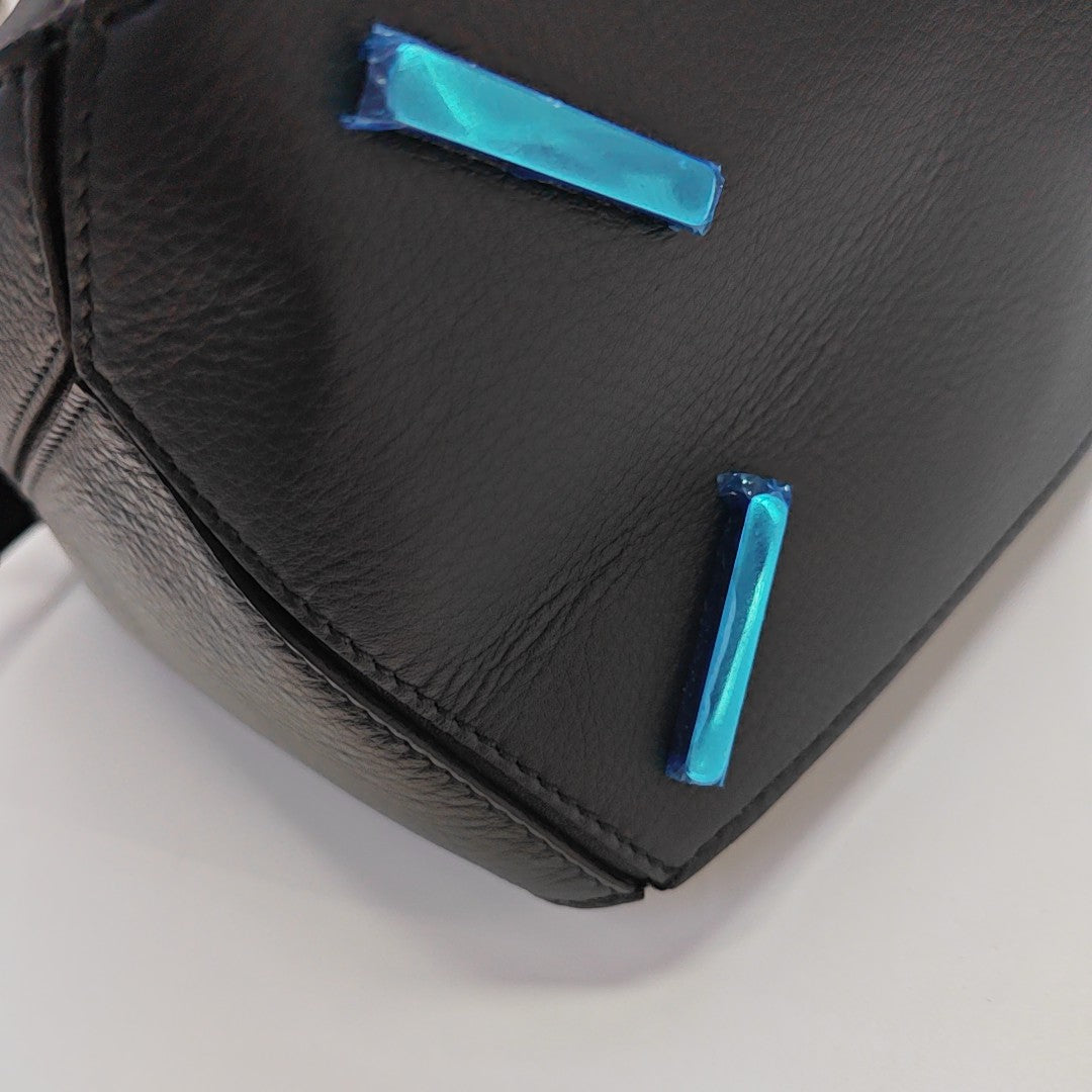 Puzzle Medium Calfskin Black