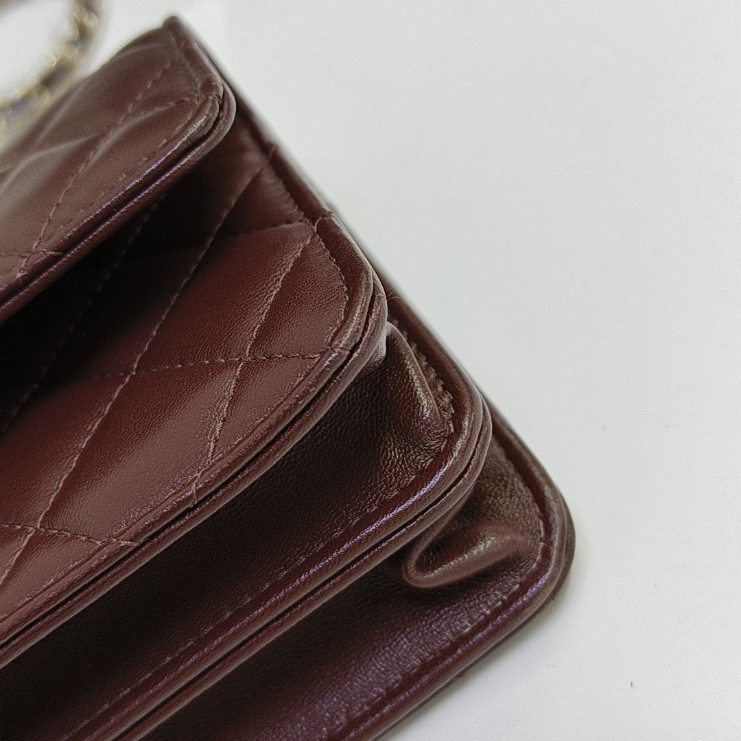 Quilted Lambskin Shoulder Bag Red