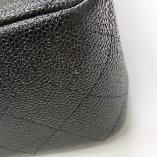 CLASSIC FLAP Jumbo Quilted Grained Calfskin Black