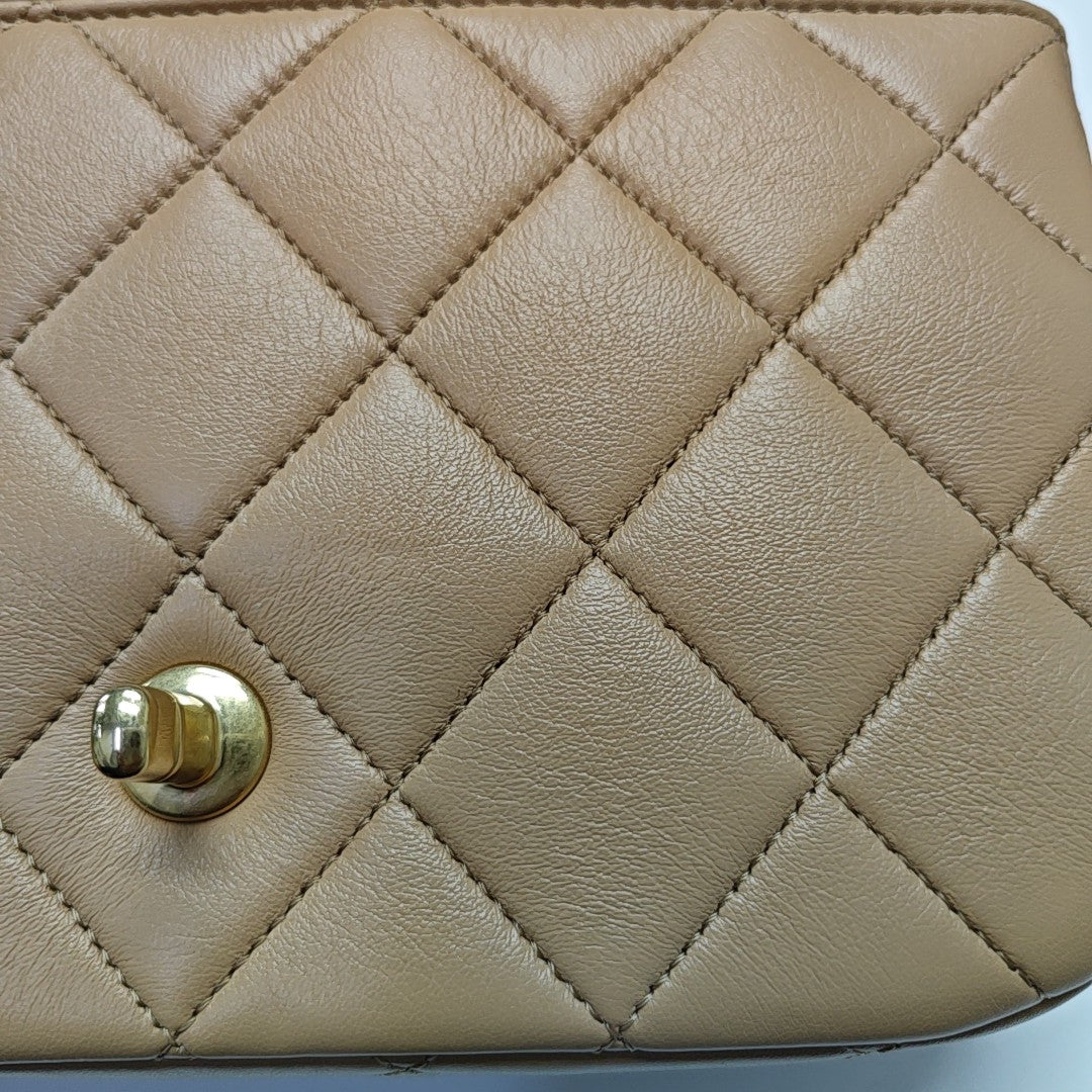 CLASSIC FLAP Mini Quilted Lambskin Beige