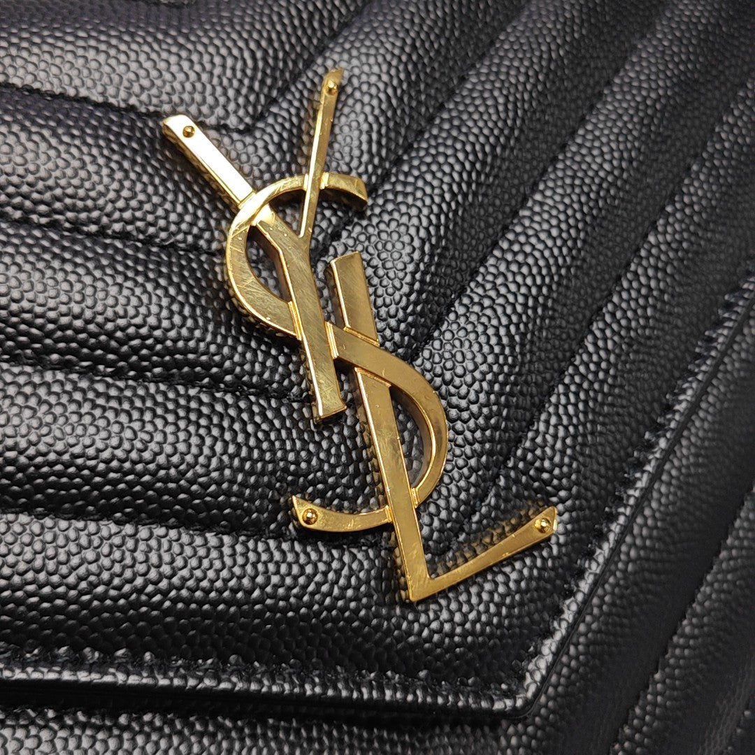 MONOGRAM Medium Chevron Calfskin Black