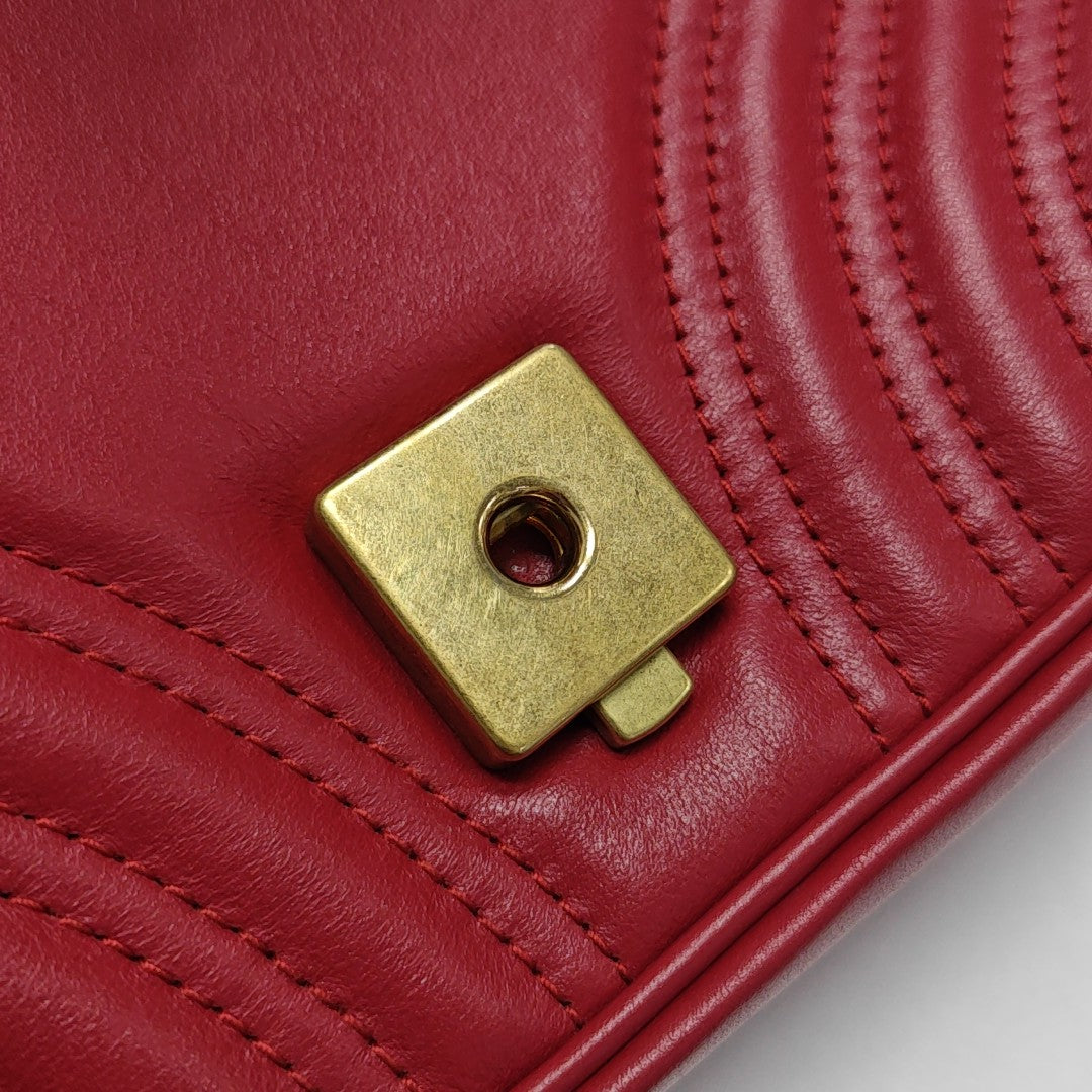 GG Marmont Small Quilted Calfskin Red