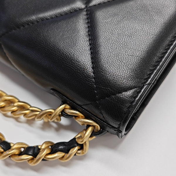 CHANEL 19 WOC Quilted Lambskin Black