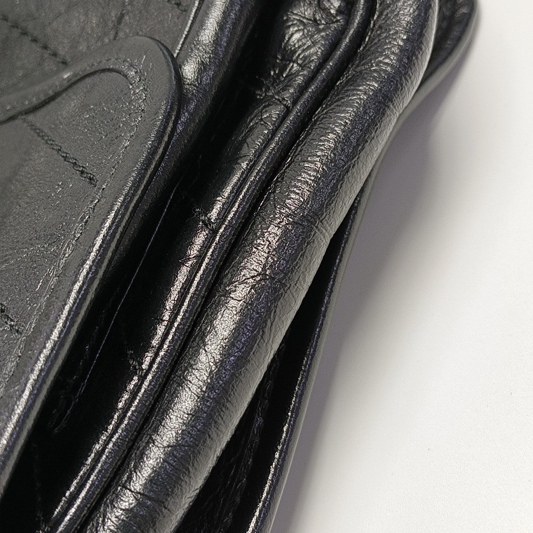 NIKI Medium Chevron Calfskin Black