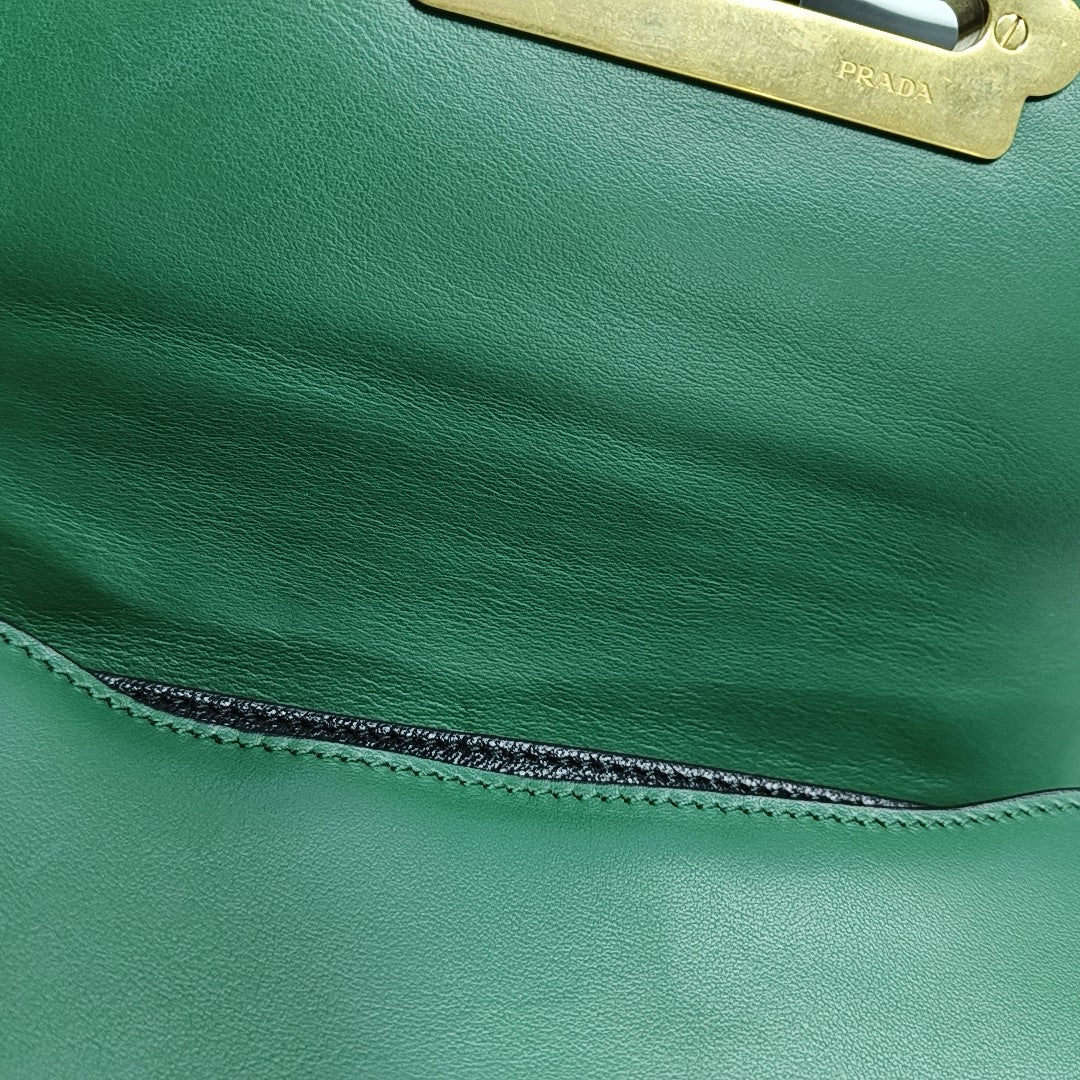 Cahier Saffiano Calfskin Green