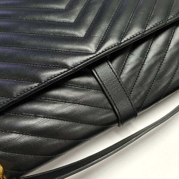 Authenticated pre-owned  ENVELOPE Large Chevron, Quilted Calfskin Black - Shoulder Bag at Looply