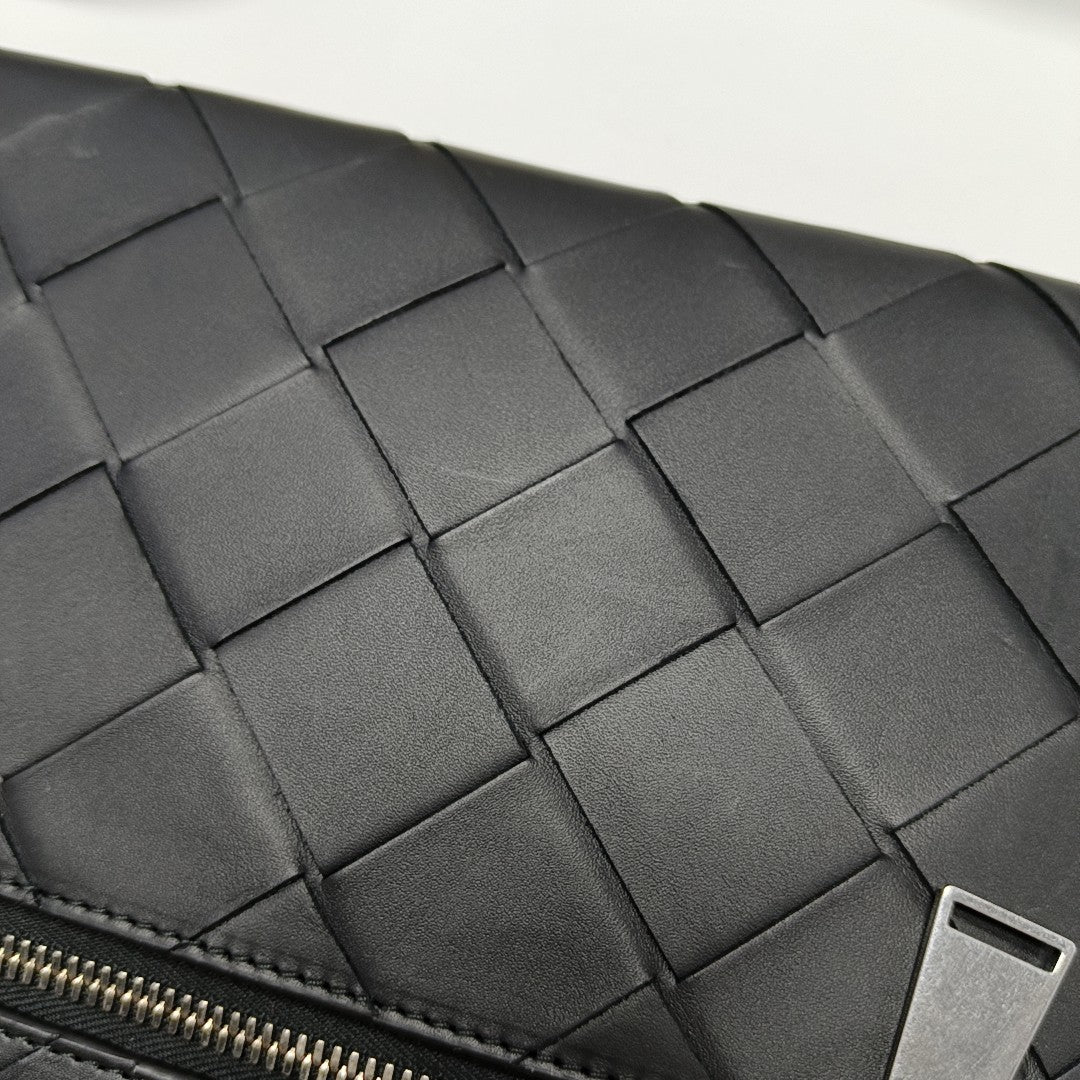 Calfskin Clutch Black