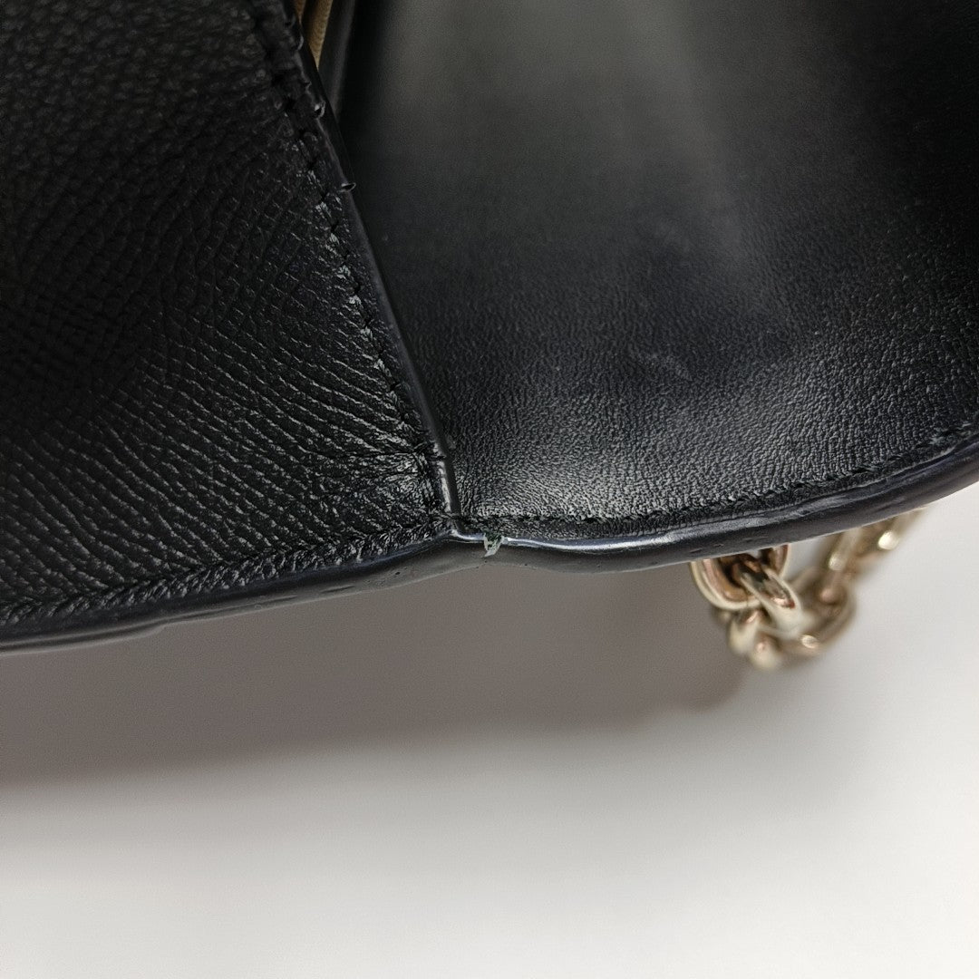 30 Montaigne Calfskin Black