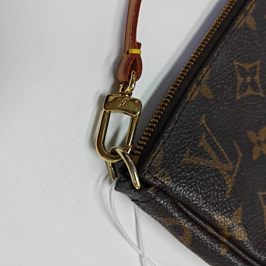 ACCESSOIRES Monogram Coated Canvas Brown
