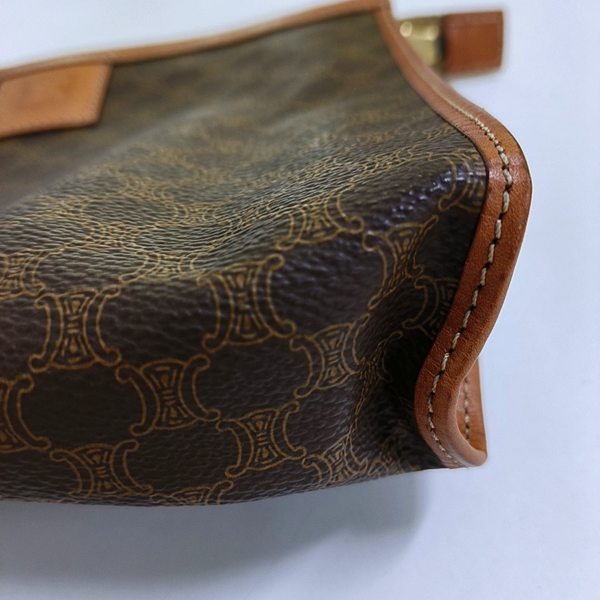 Coated Canvas Brown
