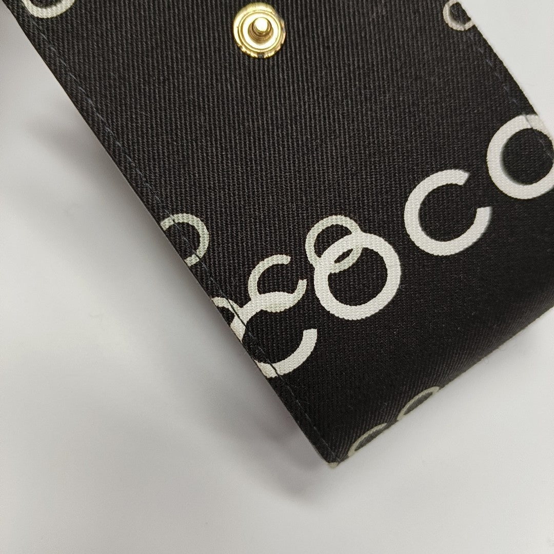 Canvas Black