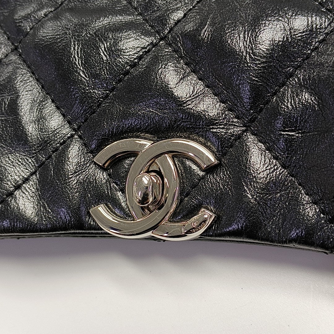 HOBO Quilted Calfskin Black