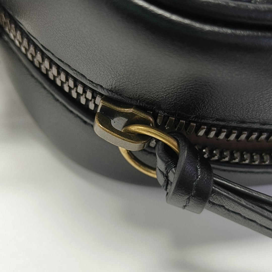 GG Marmont Small Quilted Calfskin Black