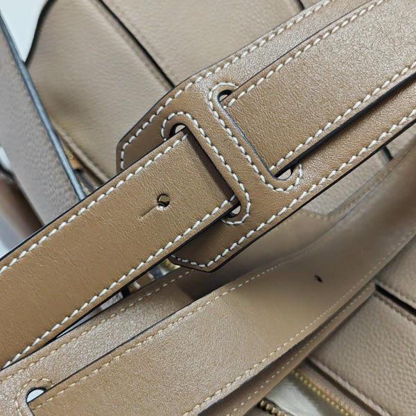 Puzzle Medium Calfskin Gray