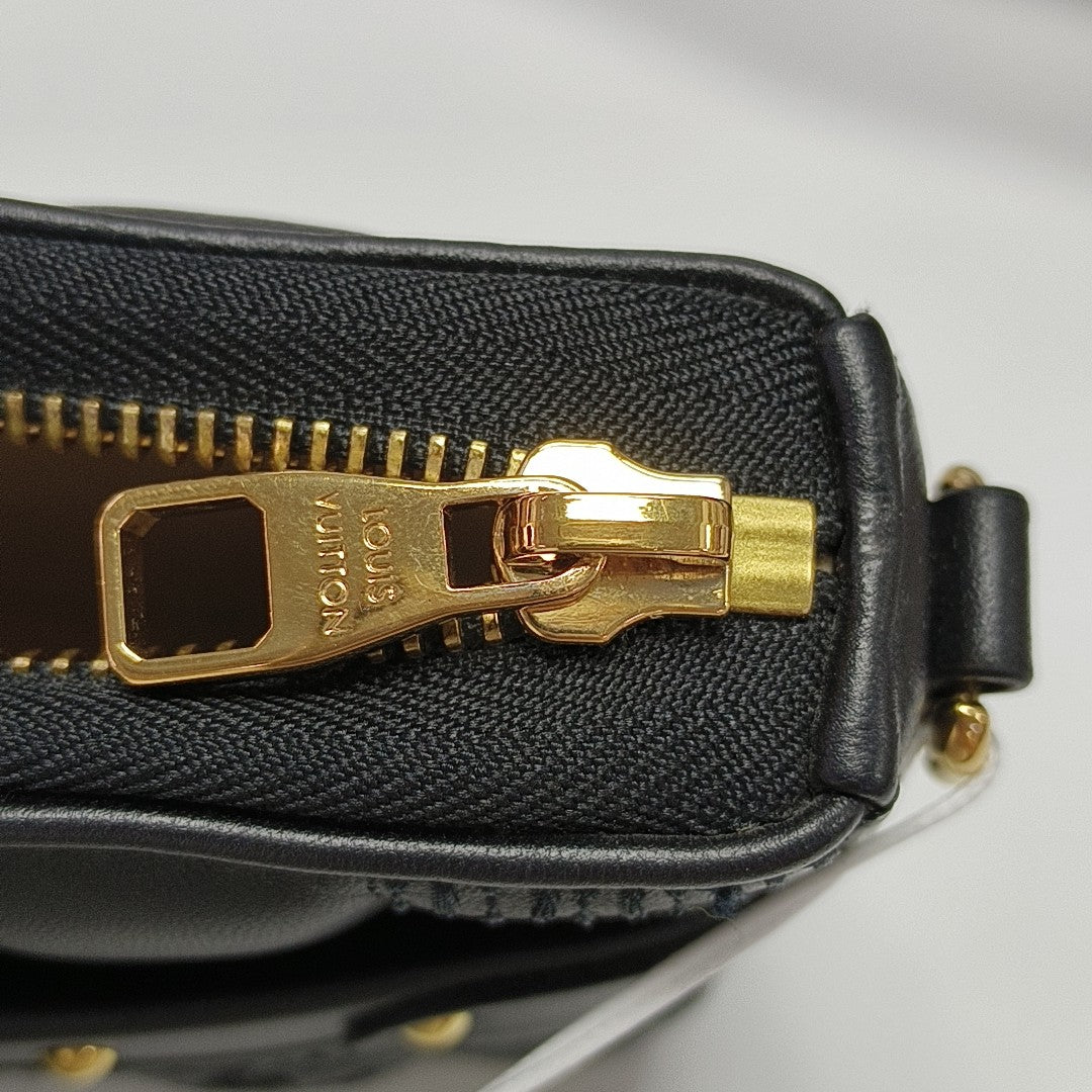 TROCA Lambskin Black