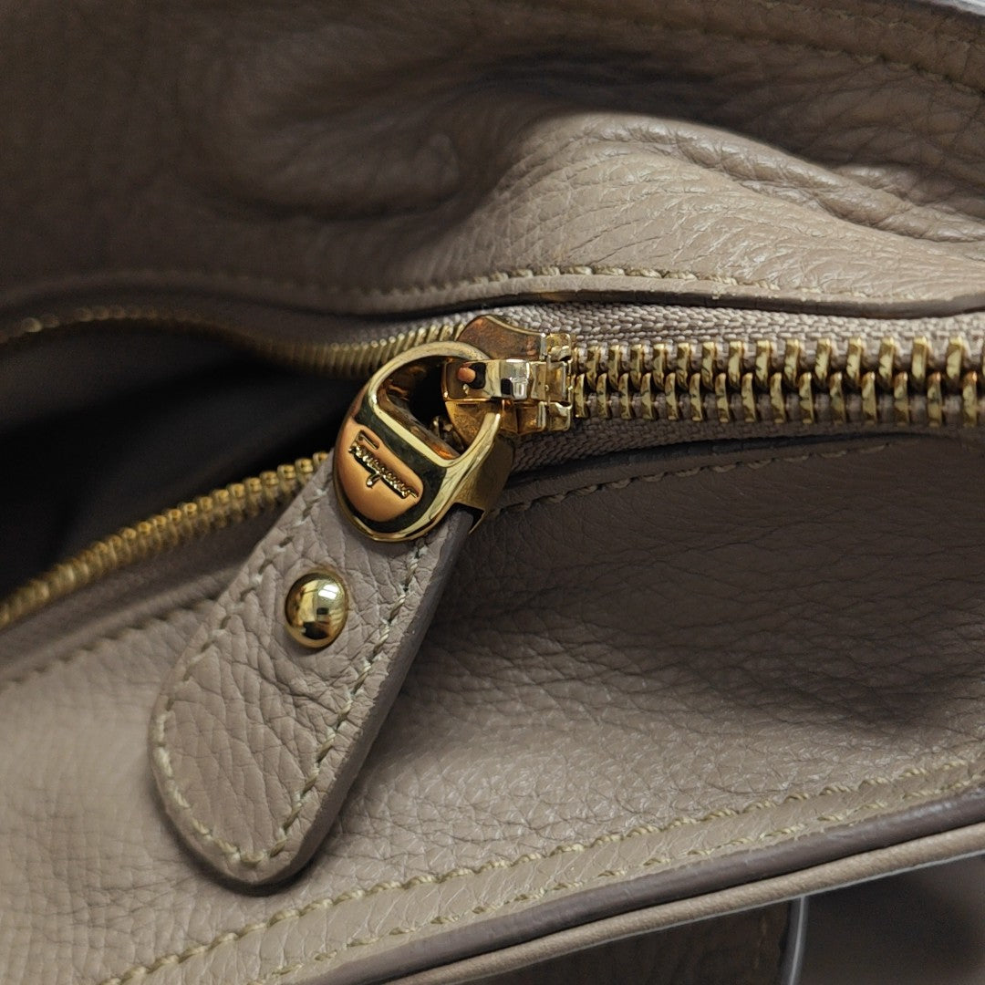 Gancini Calfskin Gray