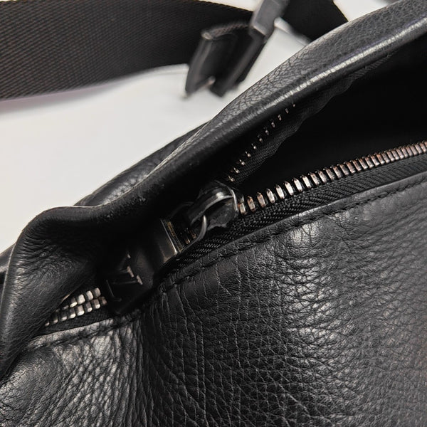 DISCOVERY Calfskin Black