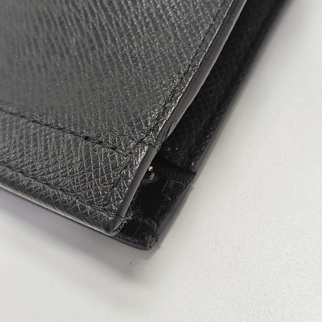 Pochette Voyag MM Calfskin Black