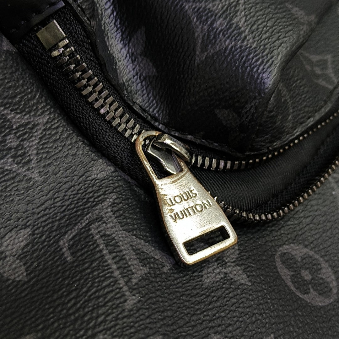 DISCOVERY Monogram Coated Canvas Gray
