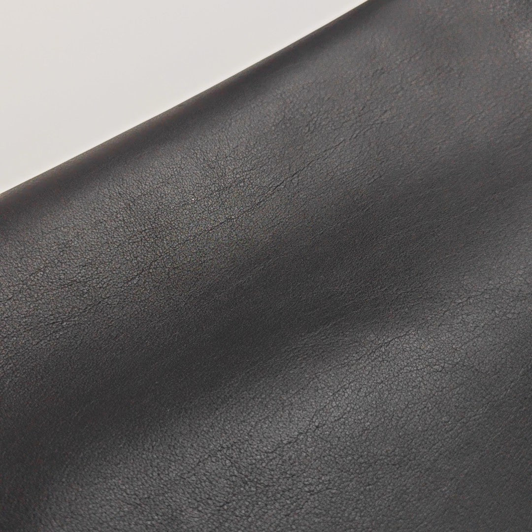Cubi Calfskin Black