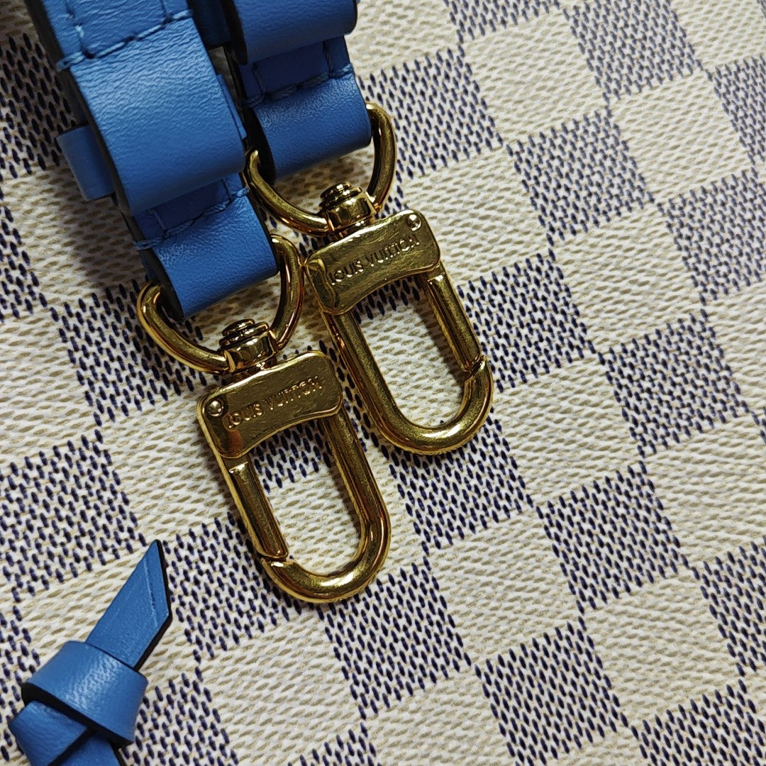 NÉONOÉ MM Damier Azur Coated Canvas White