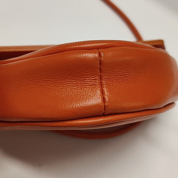 TRIANGLE Calfskin Orange