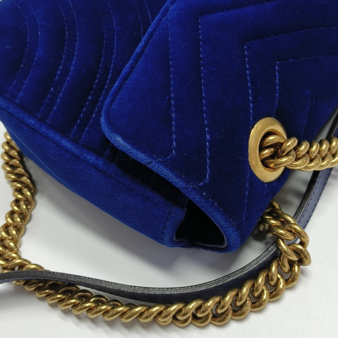GG Marmont Medium Quilted Velvet Blue