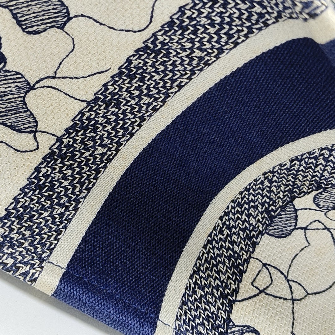 Book Tote Medium Canvas Blue