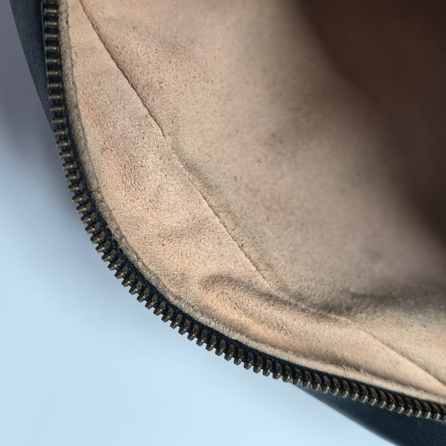 GG Marmont Small Quilted Calfskin Black