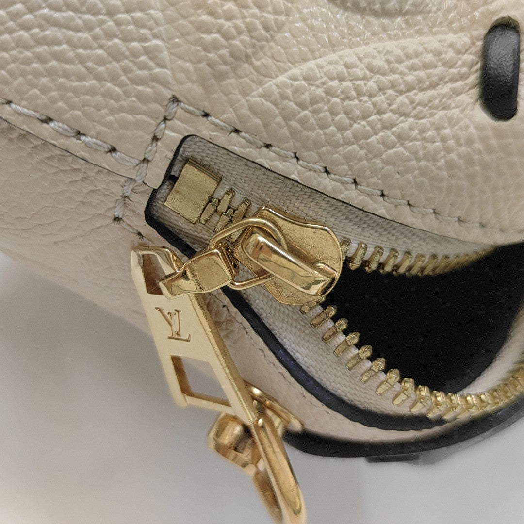 PETITE MALLE Calfskin White