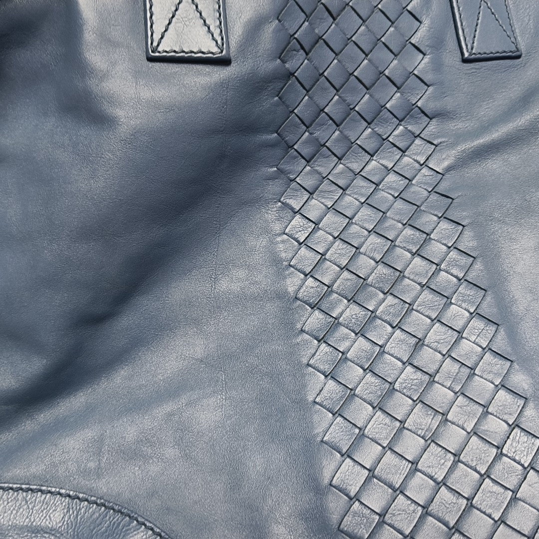 Veneta Calfskin Blue