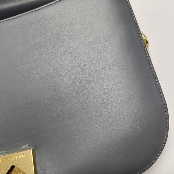 Calfskin Medium Gray