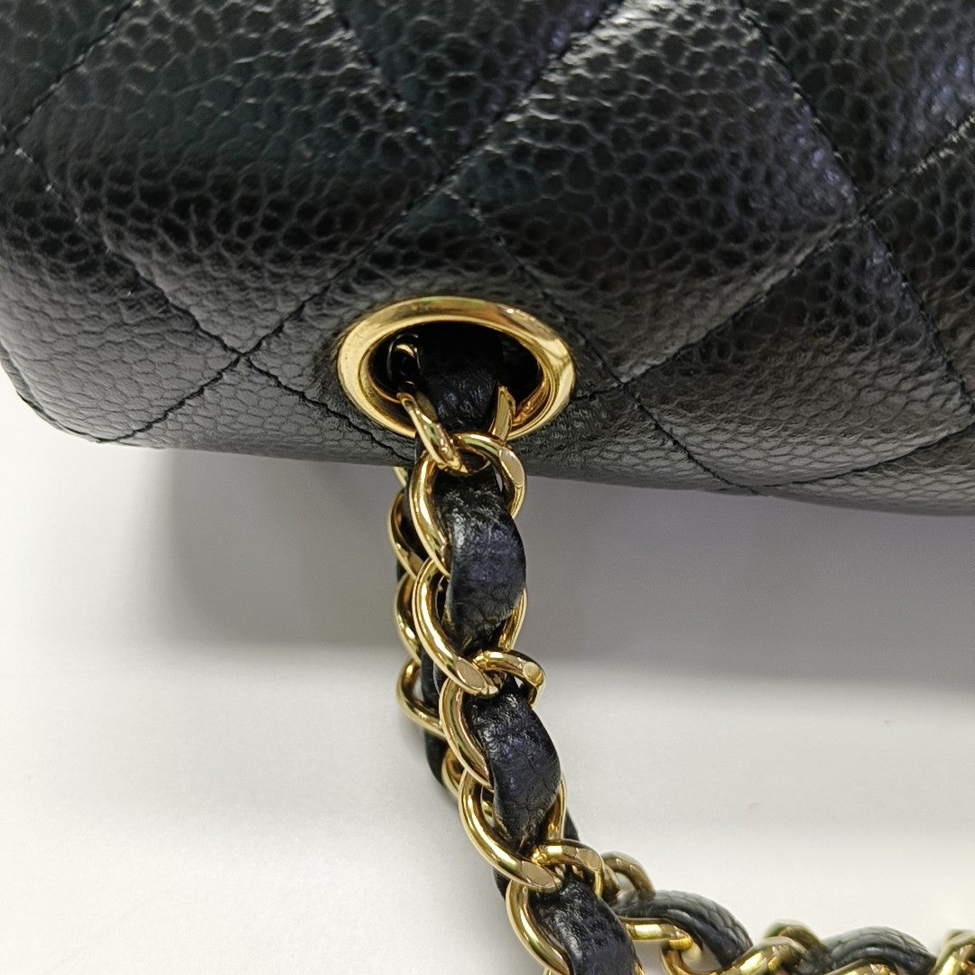 CLASSIC FLAP Small Quilted Grained Calfskin Black