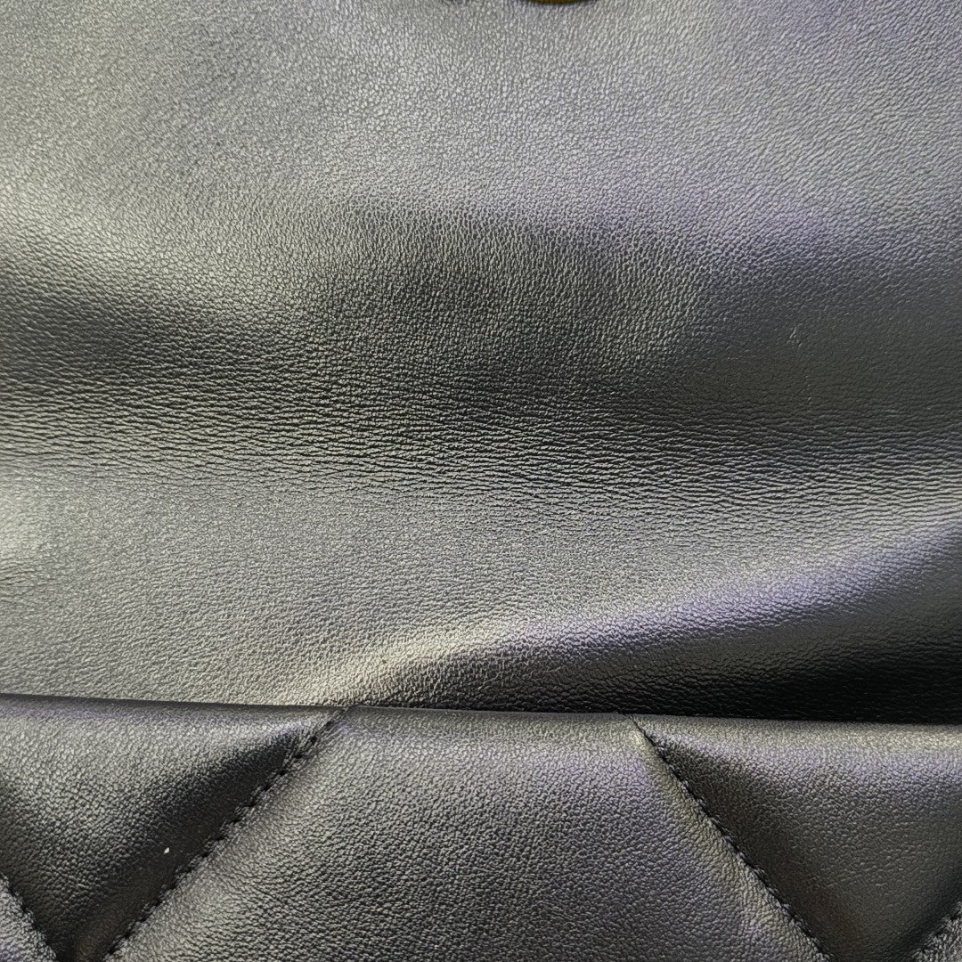 CHANEL 19 Small Quilted Lambskin Black