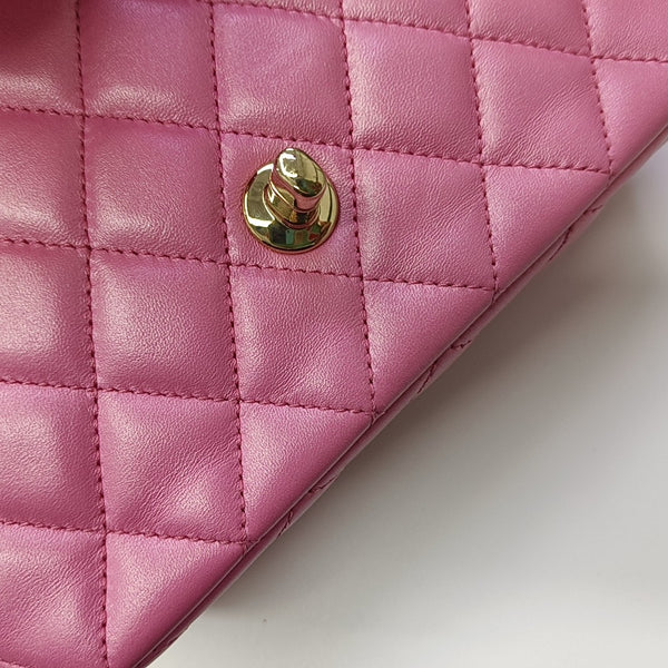CLASSIC FLAP Mini Quilted Lambskin Pink