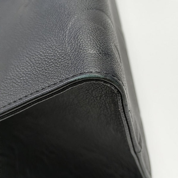 ONTHEGO MM Monogram Calfskin Black